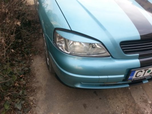 Noi imagini din parcarea CJC, cu Nicuşor Contantinescu băgat în maşina Poliţiei şi dus la DNA